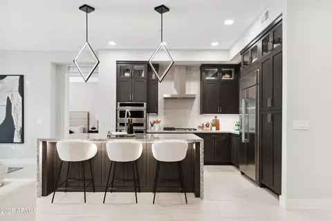 Kitchen - 5250 E Deer Valley Dr #137, Phoenix, AZ 85054 photo 1 of 7