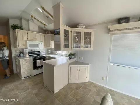 2355 S Pomo Ave, Apache Junction, AZ 85119 photo 9
