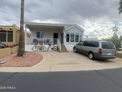 2355 S Pomo Ave, Apache Junction, AZ 85119 photo 2