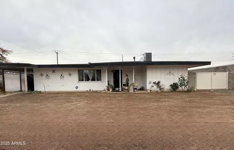 5821 W Clarendon Ave, Phoenix, AZ 85031