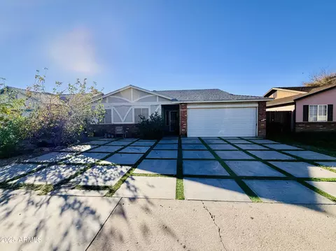 143 W Ivyglen St, Mesa, AZ 85201