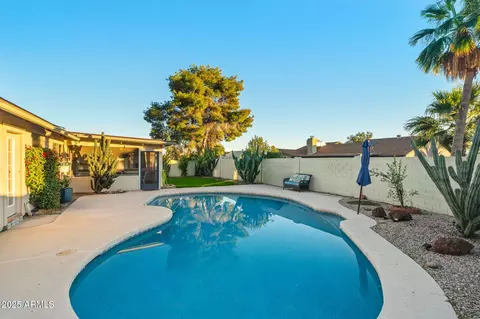 Exterior - 4841 E Desert View Dr, Phoenix, AZ 85044 photo 8 of 22