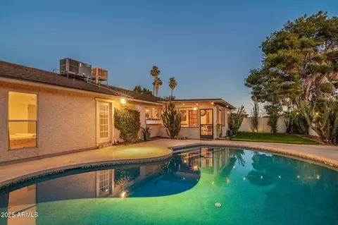 Exterior - 4841 E Desert View Dr, Phoenix, AZ 85044 photo 20 of 22