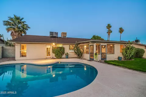 Exterior - 4841 E Desert View Dr, Phoenix, AZ 85044 photo 14 of 22