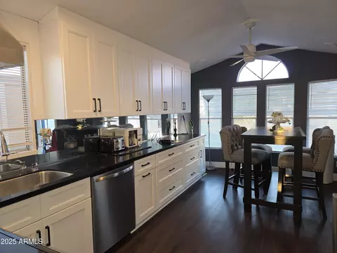 2090 S Cherokee Ave, Apache Junction, AZ 85119 photo 3