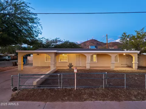 1326 W Cheryl Dr, Phoenix, AZ 85021