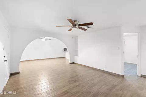 Living - 1326 W Cheryl Dr, Phoenix, AZ 85021 photo 2 of 5