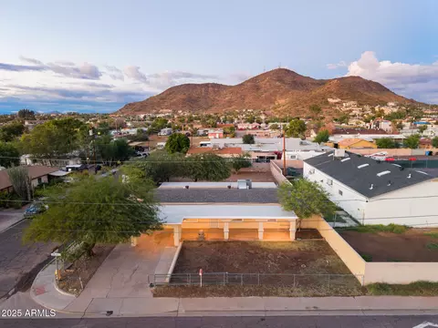View/Area - 1326 W Cheryl Dr, Phoenix, AZ 85021 photo 7 of 10