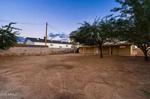 Exterior - 1326 W Cheryl Dr, Phoenix, AZ 85021 photo 3 of 6