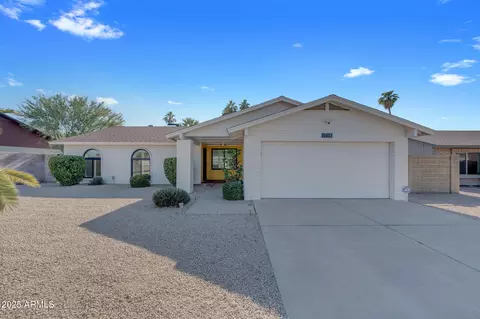 1739 W Banff Ln, Phoenix, AZ 85023