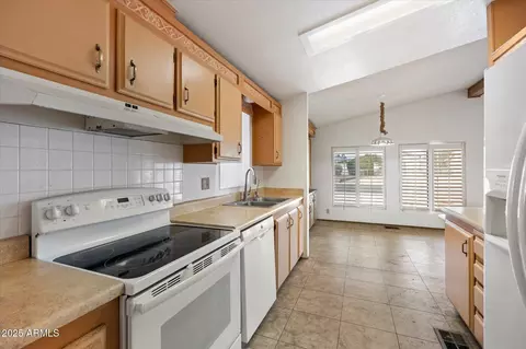 940 S 96th Way, Mesa, AZ 85208 photo 9
