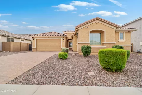 4125 W Copper Moon Way, New River, AZ 85087