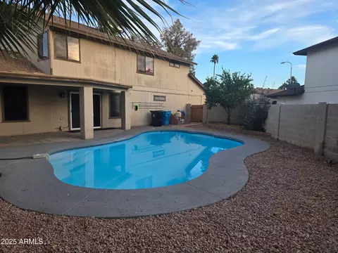 10032 W Sells Dr, Phoenix, AZ 85037