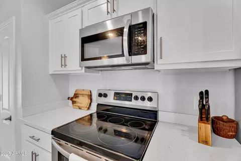 Kitchen - 1510 E Commerce Ave, Gilbert, AZ 85234 photo 3 of 3