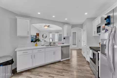 Kitchen - 1510 E Commerce Ave, Gilbert, AZ 85234 photo 1 of 3