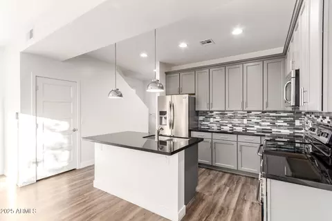 1270 E Curry Rd, Tempe, AZ 85288 photo 3
