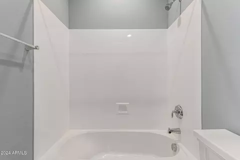Bath - 10157 E Texas Ave, Mesa, AZ 85212 photo 4 of 7