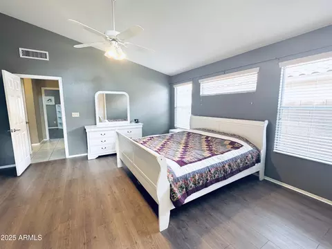 4529 E Rock Wren Rd, Phoenix, AZ 85044 photo 17