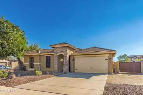 Exterior - 1307 E Mia Ln, Gilbert, AZ 85298 photo 7 of 10