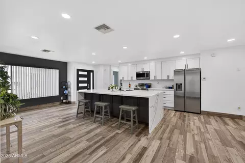 731 E Villa Rita Dr, Phoenix, AZ 85022 photo 10