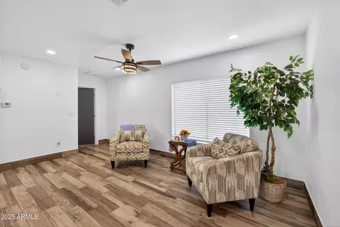 731 E Villa Rita Dr, Phoenix, AZ 85022 photo 11