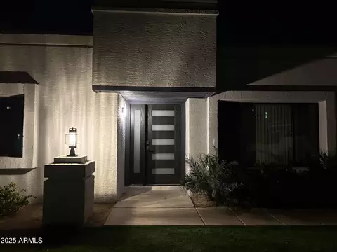 731 E Villa Rita Dr, Phoenix, AZ 85022