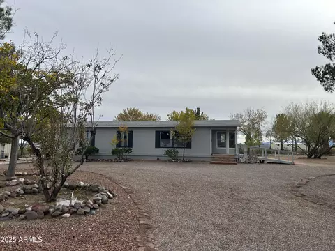 5374 S Emory Rd, Safford, AZ 85546