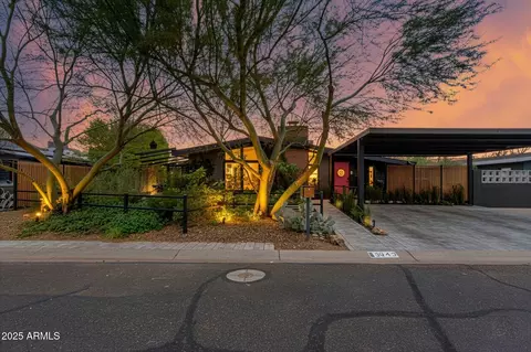 3943 N 45th Pl, Phoenix, AZ 85018
