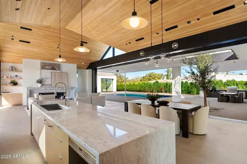 6840 E Avenida El Alba Ave, Paradise Valley, AZ 85253