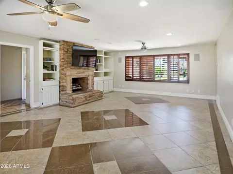 Living - 3154 E Inverness Ave, Mesa, AZ 85204 photo 2 of 3