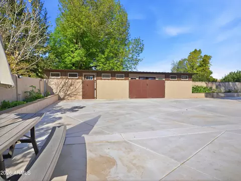 Exterior - 3154 E Inverness Ave, Mesa, AZ 85204 photo 15 of 23