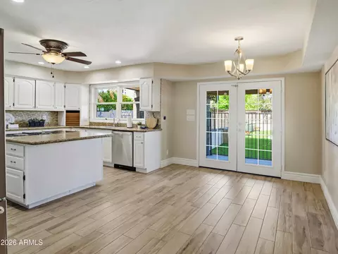 Kitchen - 3154 E Inverness Ave, Mesa, AZ 85204 photo 3 of 3