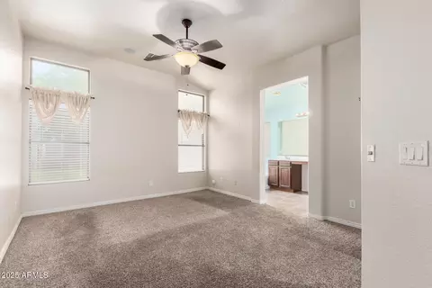 4284 E Wildhorse Dr, Gilbert, AZ 85297 photo 11