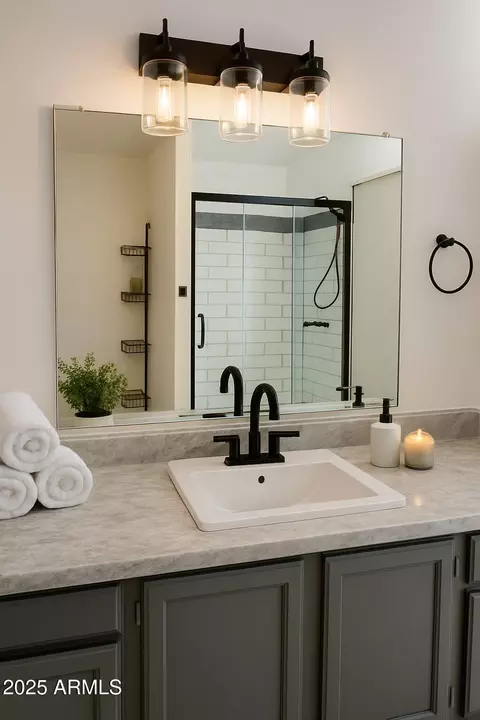 3425 W Crocus Dr, Phoenix, AZ 85053 photo 10