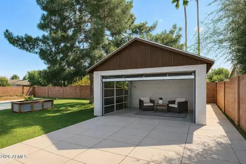 3425 W Crocus Dr, Phoenix, AZ 85053 photo 4