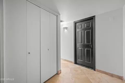 Entry Way - 4046 E Hidalgo Ave, Phoenix, AZ 85040 photo 2 of 2