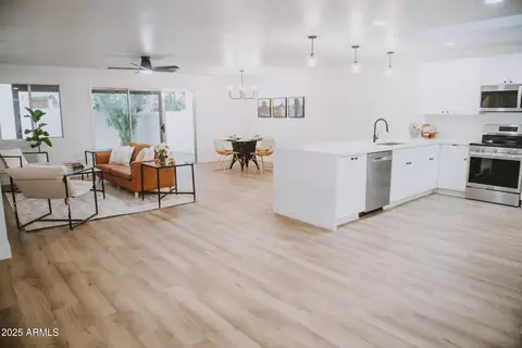 Living - 7006 E Jensen St #83, Mesa, AZ 85207 photo 1 of 1