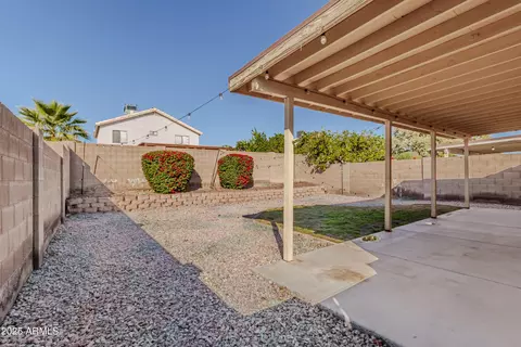 Exterior - 2112 E Robin Ln E, Phoenix, AZ 85024 photo 1 of 2