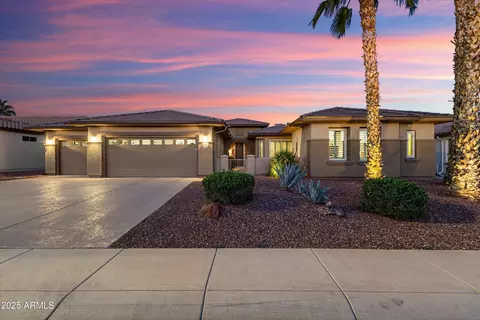 21037 N Carrillo Trl, Surprise, AZ 85387