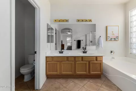 Bath - 3480 E Cullumber Ct, Gilbert, AZ 85234 photo 2 of 2