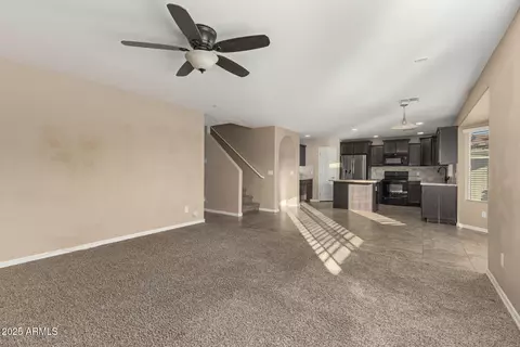 Living - 2709 W Pecan Rd, Phoenix, AZ 85041 photo 6 of 10