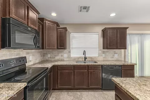 Kitchen - 2709 W Pecan Rd, Phoenix, AZ 85041 photo 1 of 3