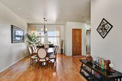 Dining - 412 E Yearling Rd, Phoenix, AZ 85085 photo 1 of 2