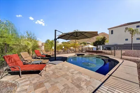 Exterior - 412 E Yearling Rd, Phoenix, AZ 85085 photo 12 of 18