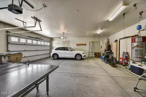 Exterior - 412 E Yearling Rd, Phoenix, AZ 85085 photo 5 of 18