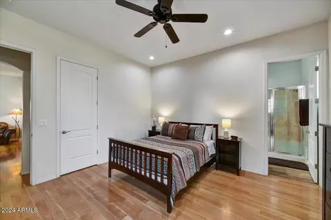 Bedroom - 412 E Yearling Rd, Phoenix, AZ 85085 photo 5 of 5