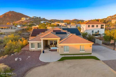 412 E Yearling Rd, Phoenix, AZ 85085