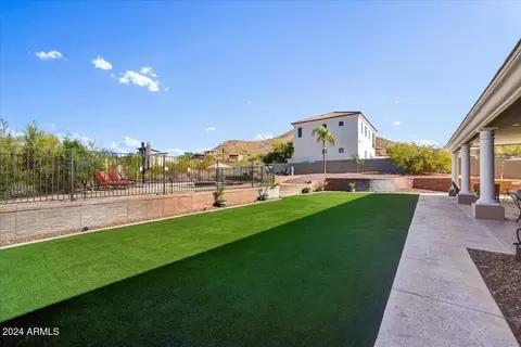 Exterior - 412 E Yearling Rd, Phoenix, AZ 85085 photo 10 of 18