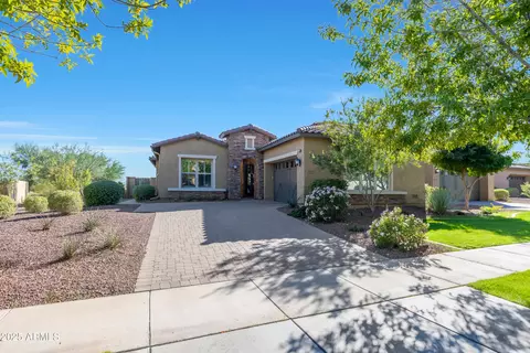 20823 W Canyon Dr, Buckeye, AZ 85396