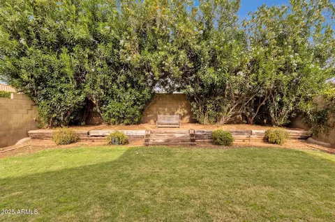 Exterior - 4714 E Angela Dr, Phoenix, AZ 85032 photo 9 of 10